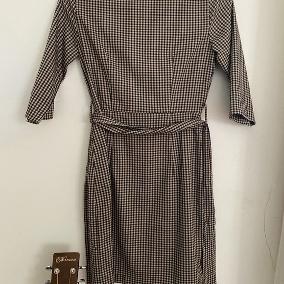 Dress for work - Picture 5 of 5